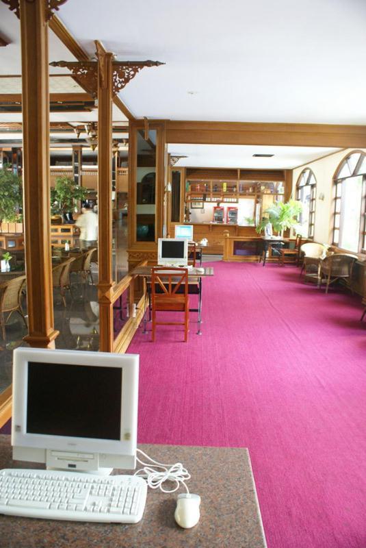 Royal Twins Palace Hotel Патая Екстериор снимка